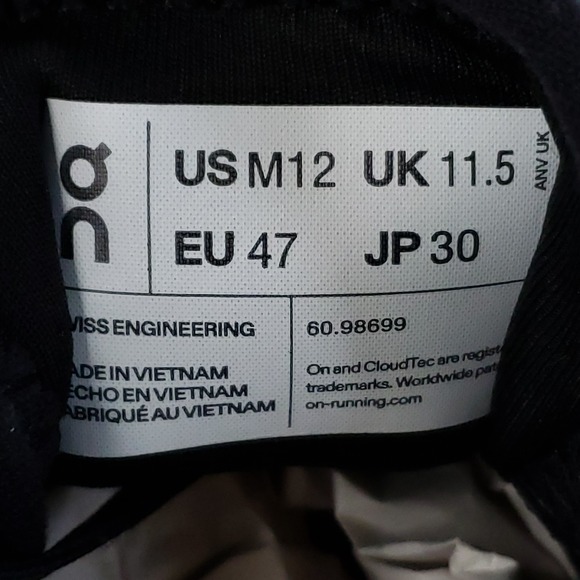 On Cloud X 3 Shoes Mens Size 12 White Black‎ Running Sneakers Lightweight main image 2